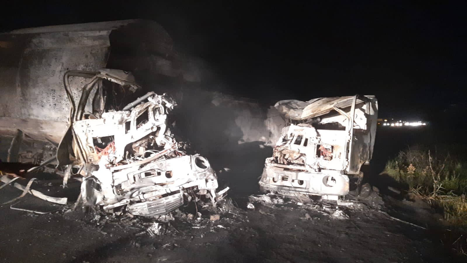 Acidente entre dois caminhões na BR-367 em Porto Seguro deixa cinco vítimas  – Namidia News