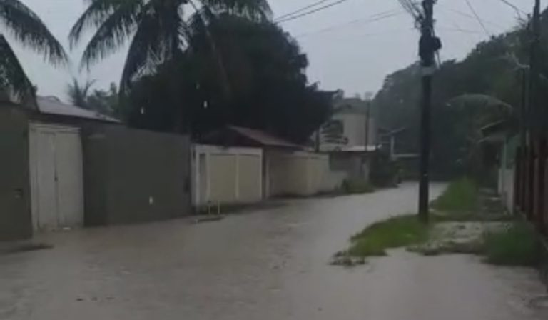 Governo da Bahia cria força-tarefa para ajudar municípios do extremo sul atingidos pelas chuvas