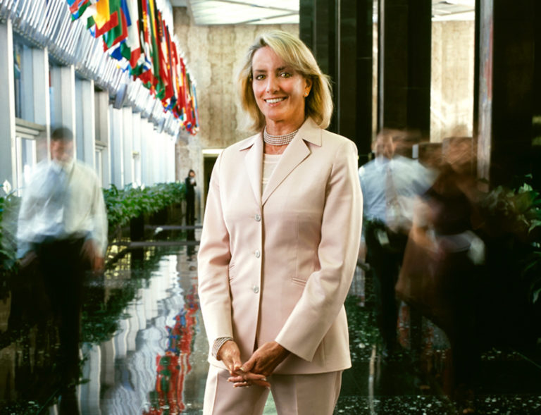 Elizabeth Bagley é indicada por Biden para chefiar embaixada dos EUA no Brasil