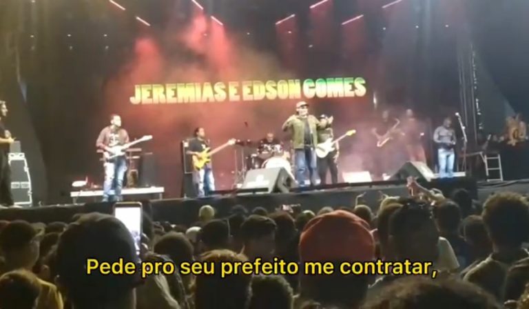 Prefeitura de Porto Seguro anuncia show de Edson Gomes e cantor dispara: “Pede o seu prefeito pra me contratar”