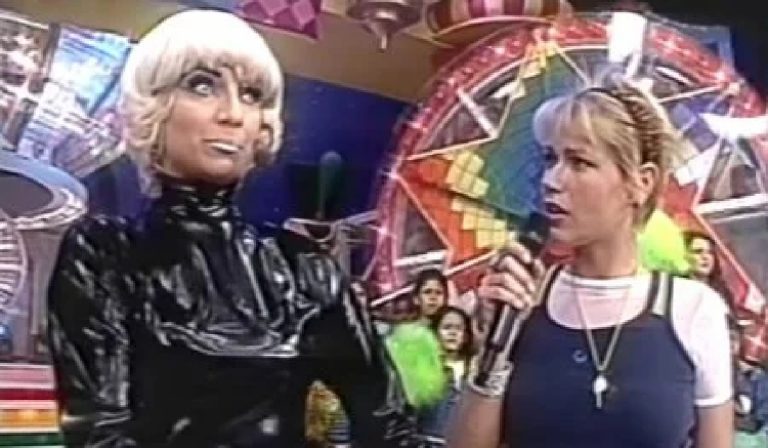 VÍDEO: “Robô” erra previsões para 2023 em programa antigo de Xuxa e viraliza