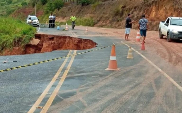Confira como estão as estradas nos locais afetados por chuvas no extremo sul baiano