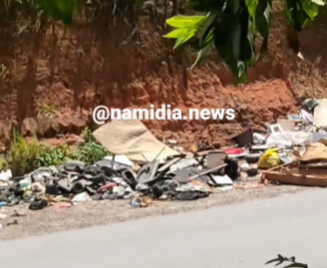 CONSCIENTIZAÇÃO: Problema de descarte de lixo irregular no Anel Viário