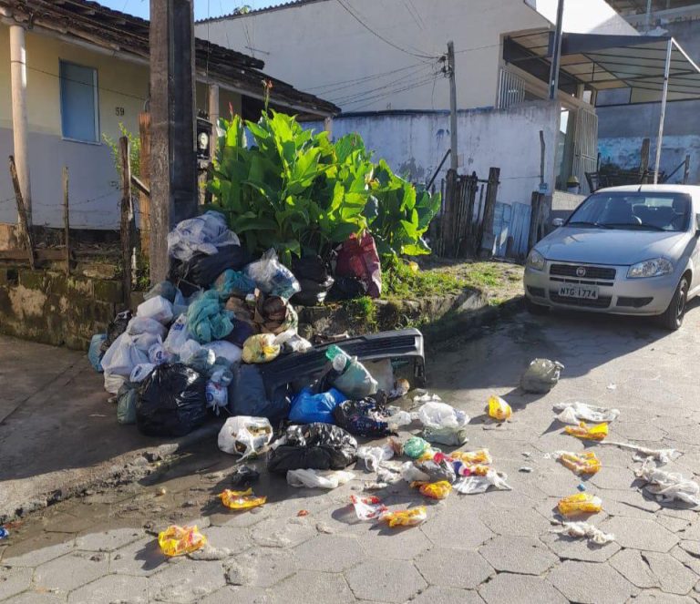 PODE ISSO? Moradores de Trancoso enfrentam crise com ruas esburacadas, escassez de coleta seletiva e colapso na saúde