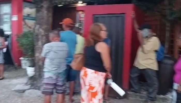 Screenshot_2025-11-05-12-11-33-339_com.whatsapp.w4b-edit